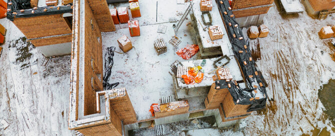 Temporary Storage Helps Contractors Weather Seasonal Delays