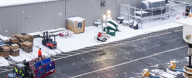 Why Onsite Mobile Storage Beats Traditional Units in Winter